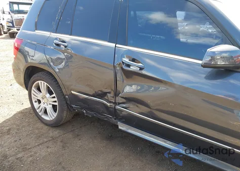 2015 Mercedes-Benz Glk 350 z USA, uszkodzony, nr VIN WDCGG5HB3FG441600